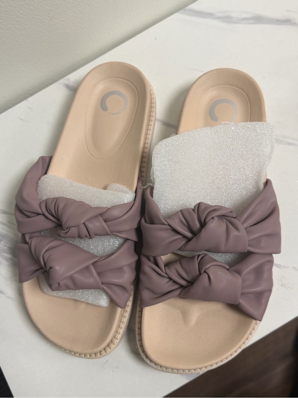 Knot-Detail Slide Sandals in Mauve